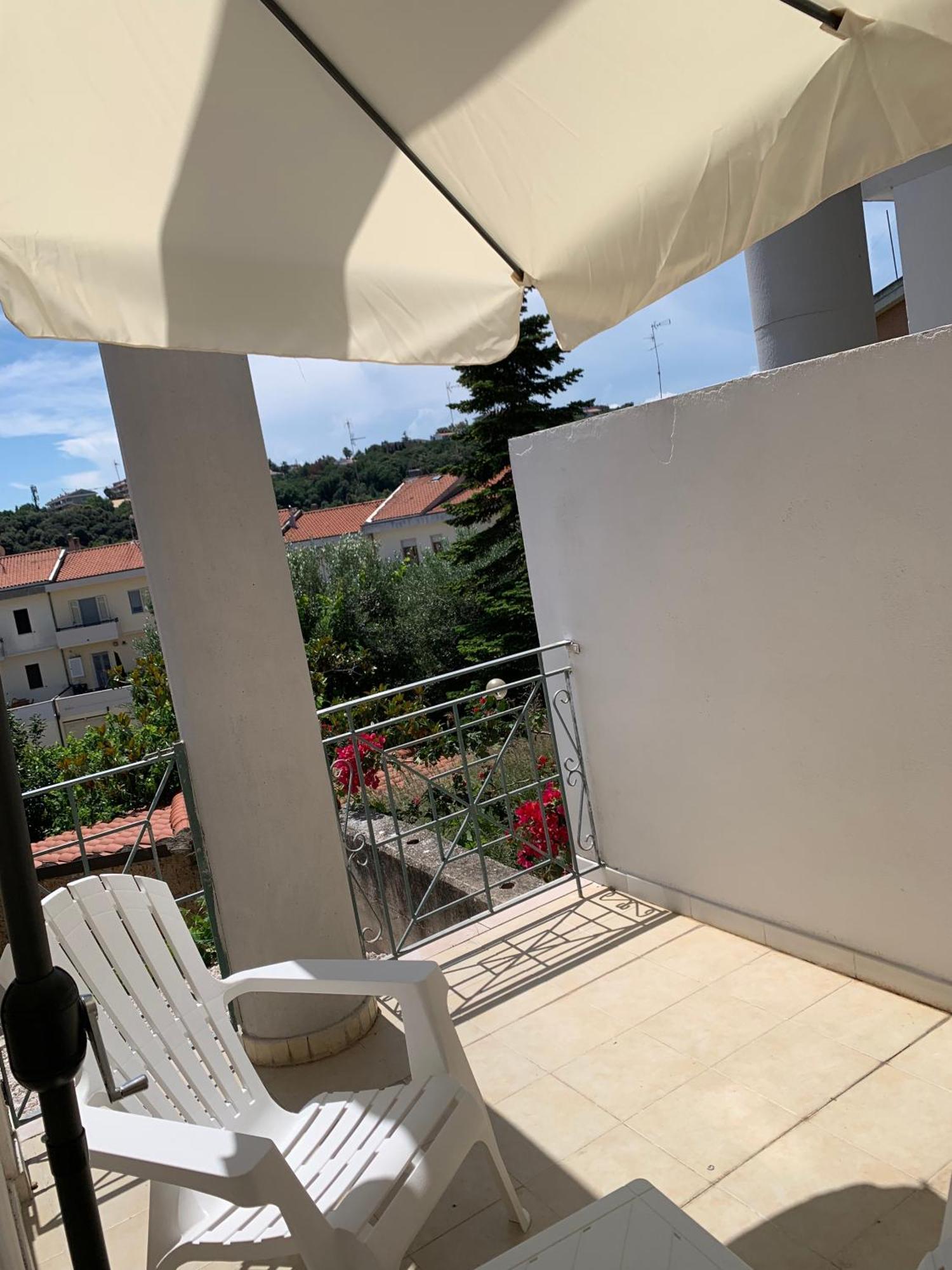 Loremi Rooms Термоли Екстериор снимка